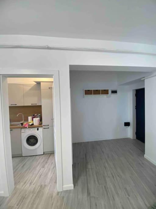 Zamca 08 Apartment ซูชาวา ภายนอก รูปภาพ