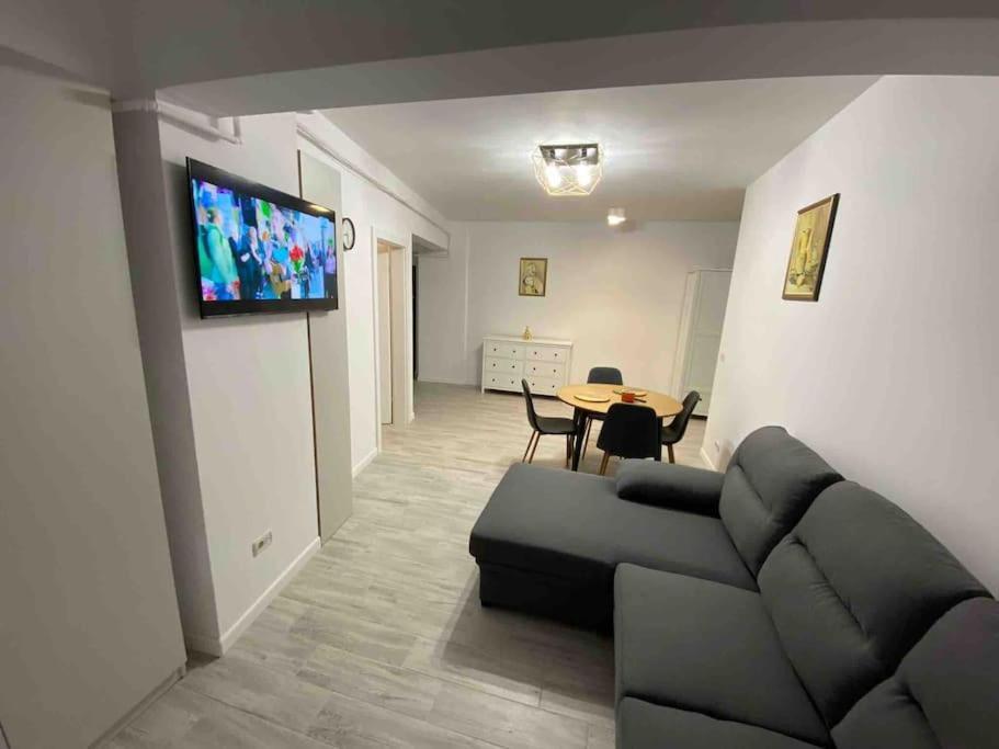 Zamca 08 Apartment ซูชาวา ภายนอก รูปภาพ